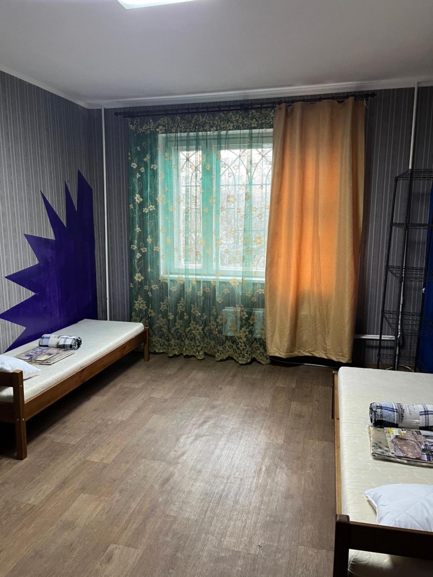 Ararat-Poznyaki Hostel Kiev Bagian luar foto