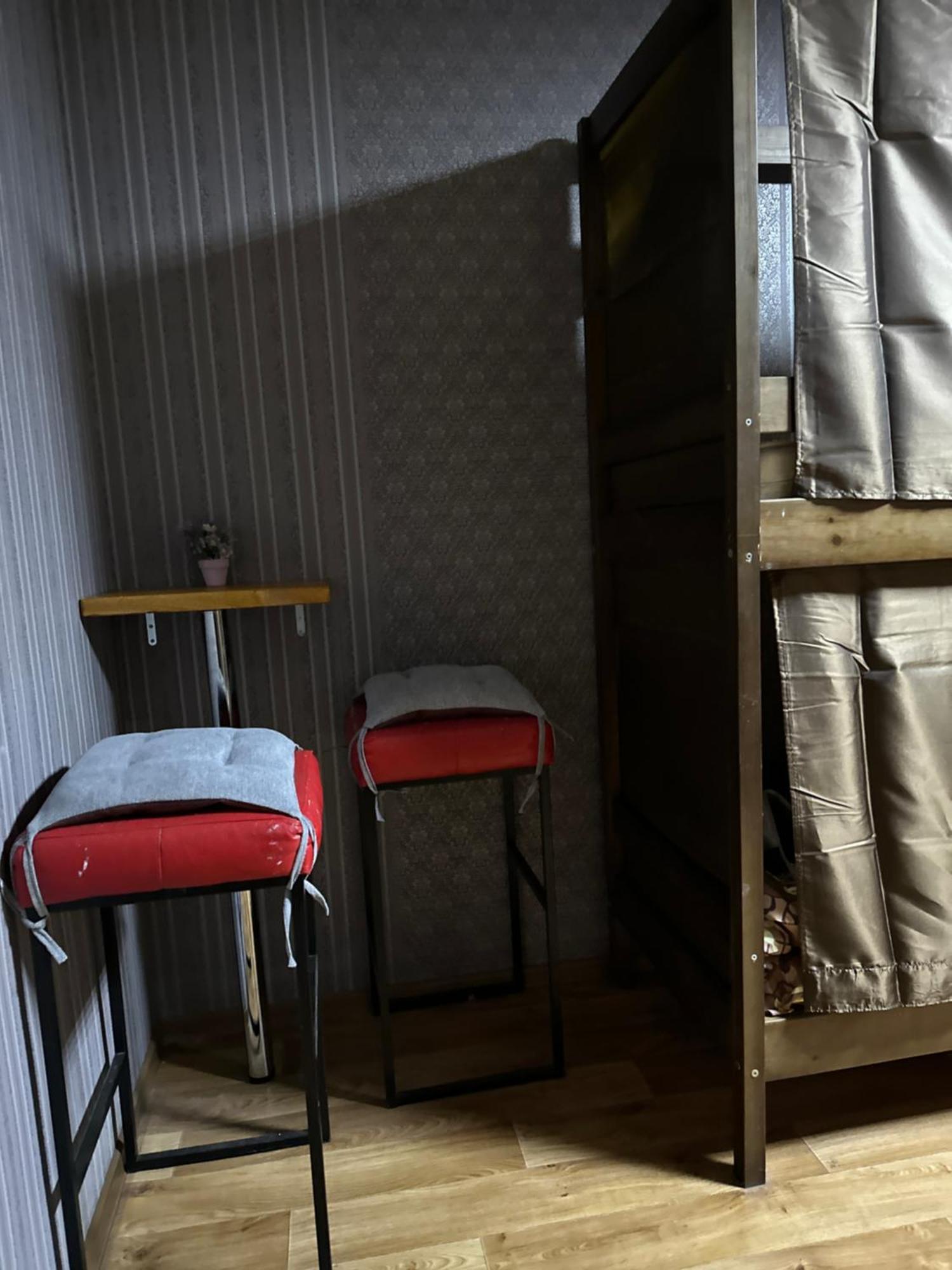 Ararat-Poznyaki Hostel Kiev Bagian luar foto