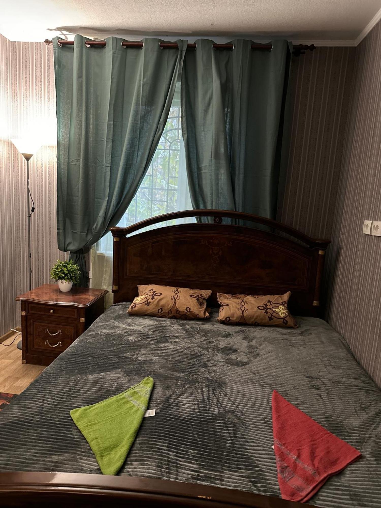Ararat-Poznyaki Hostel Kiev Bagian luar foto